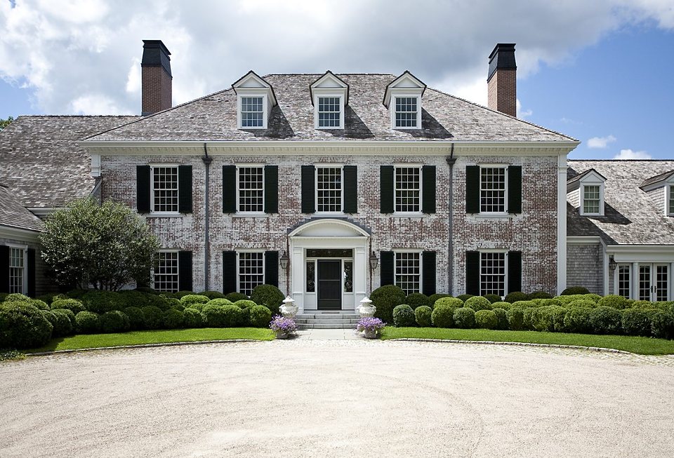 McGraw House, Pergola & Pool